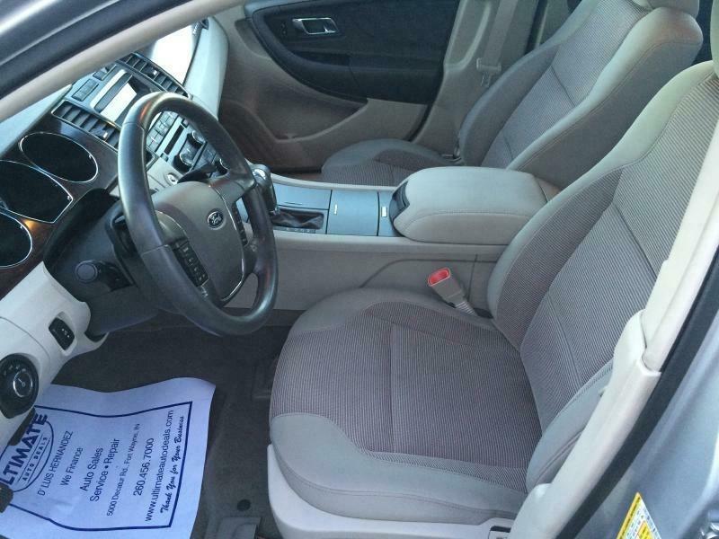 Ford Taurus 4dr Sdn SEL FWD 2011
