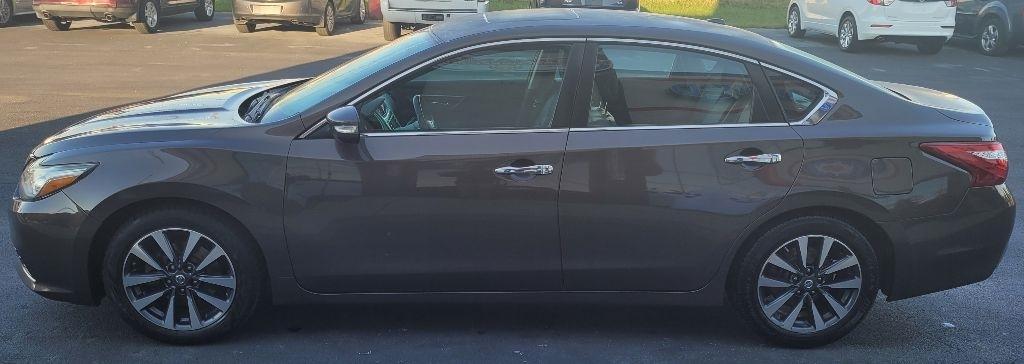 Nissan Altima 2.5 SL Sedan 2017