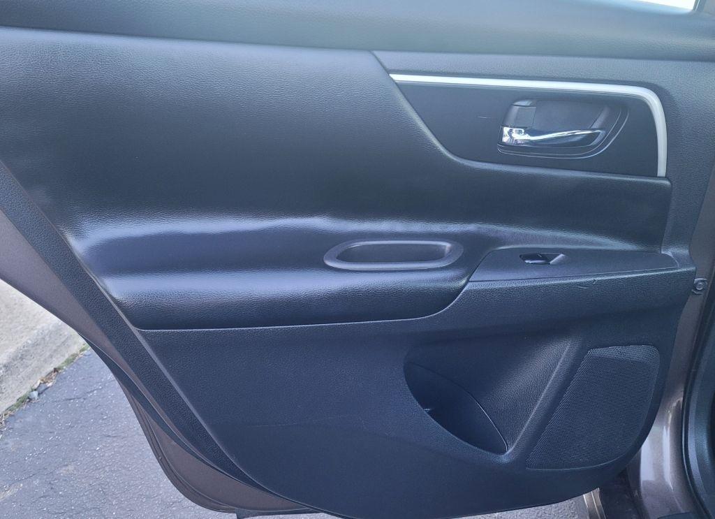 Nissan Altima 2.5 SL Sedan 2017