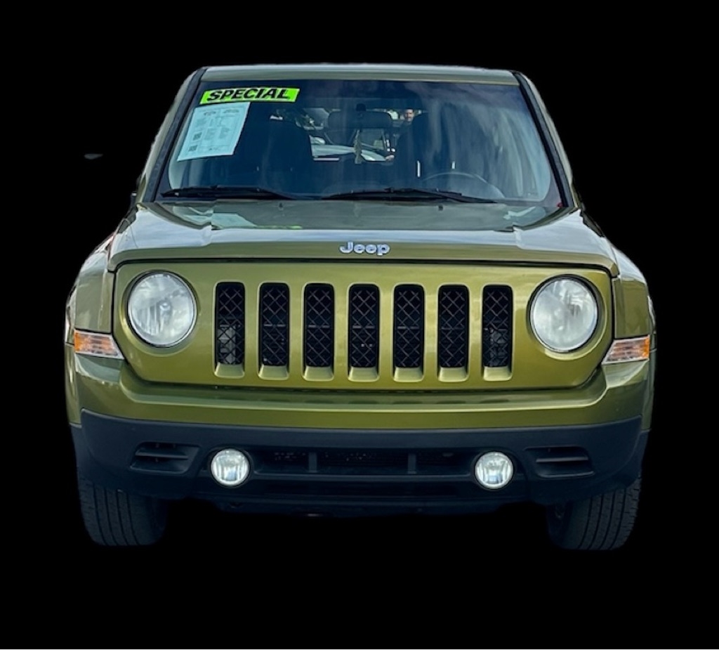 Jeep Patriot FWD 4dr Latitude 2012
