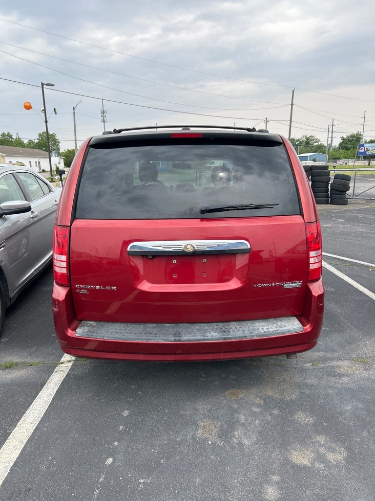 Chrysler Town & Country 4dr Wgn Touring 2009