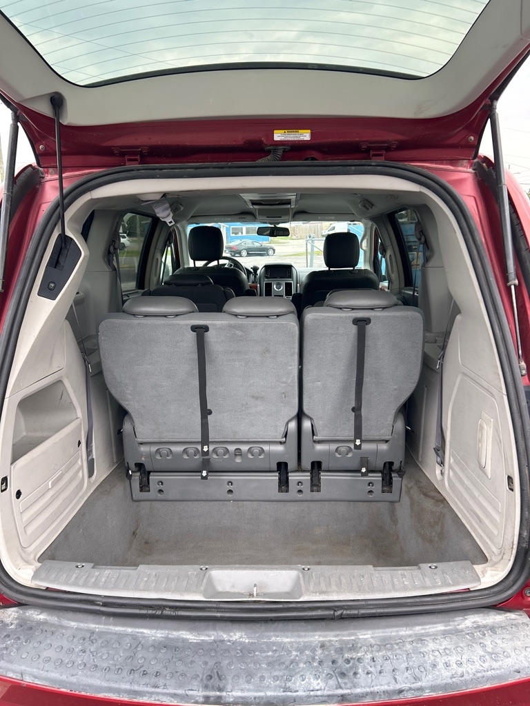 Chrysler Town & Country 4dr Wgn Touring 2009