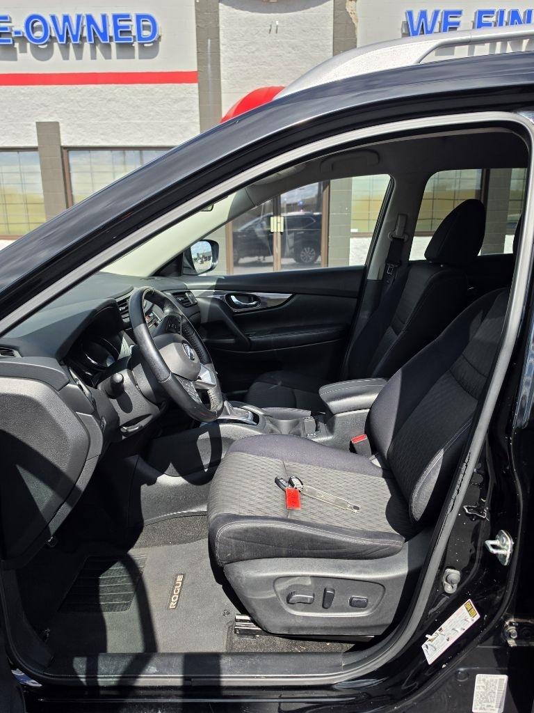 Nissan Rogue AWD SV 2018