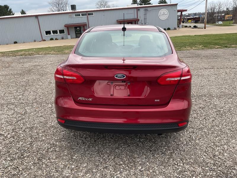 Ford Focus SE Sedan 2015