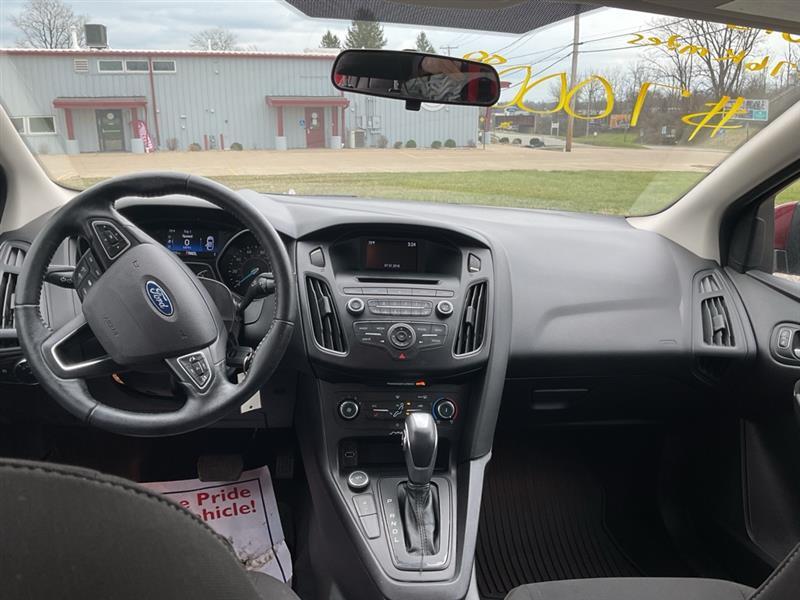 Ford Focus SE Sedan 2015