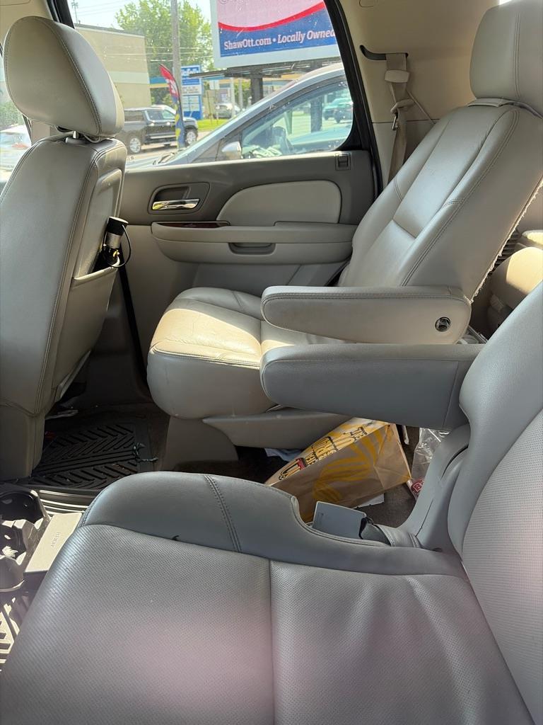 Chevrolet Tahoe LTZ 4WD 2013