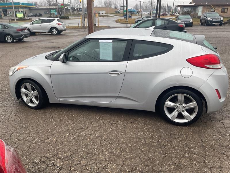 2014 Hyundai Veloster Base