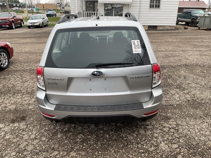 Subaru Forester 2.5X 2012