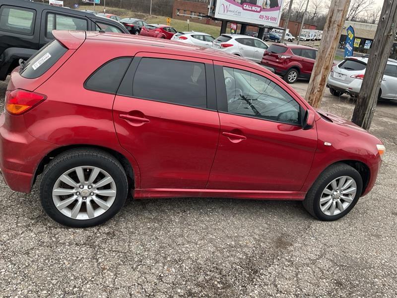 2011 Mitsubishi Outlander Sport SE 4WD