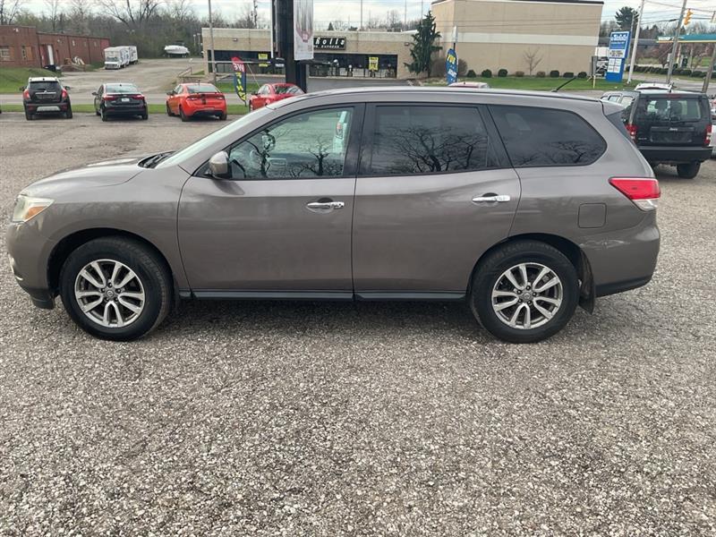 Nissan Pathfinder S 2WD 2013