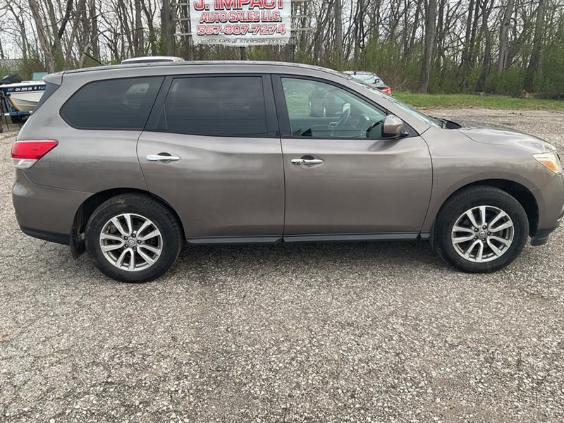 Nissan Pathfinder S 2WD 2013