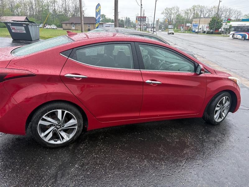 Hyundai Elantra SE 6AT 2016