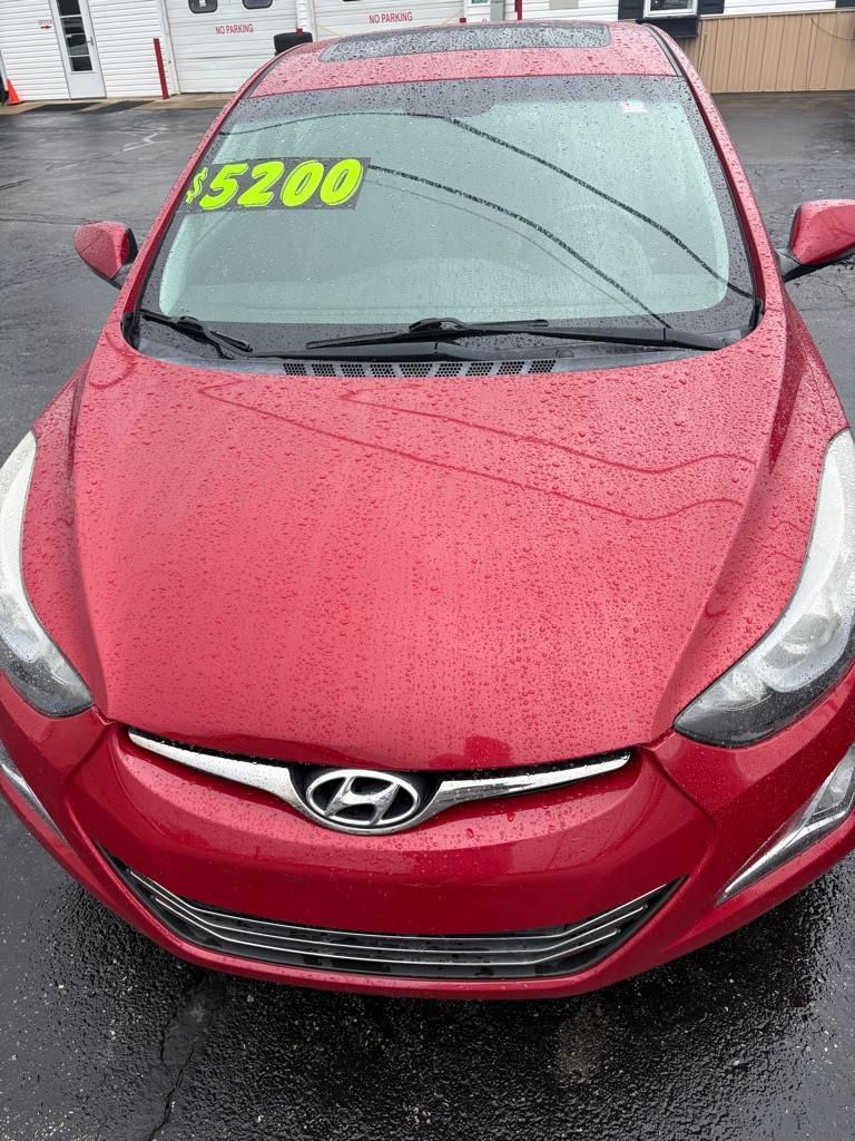 Hyundai Elantra SE 6AT 2016