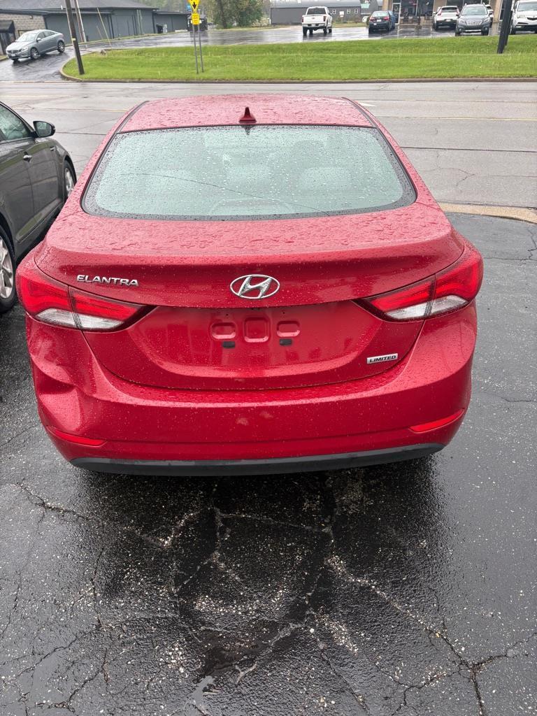 Hyundai Elantra SE 6AT 2016