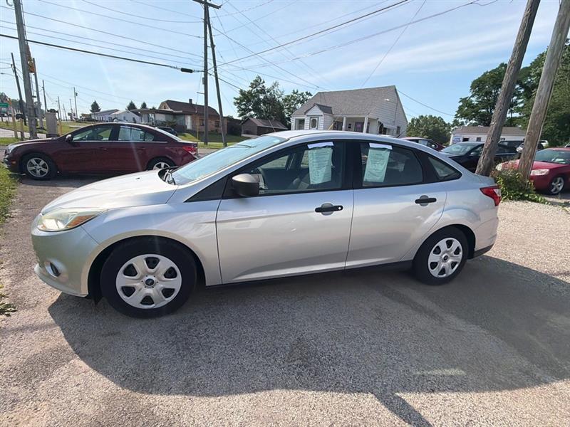 2013 Ford Focus S Sedan