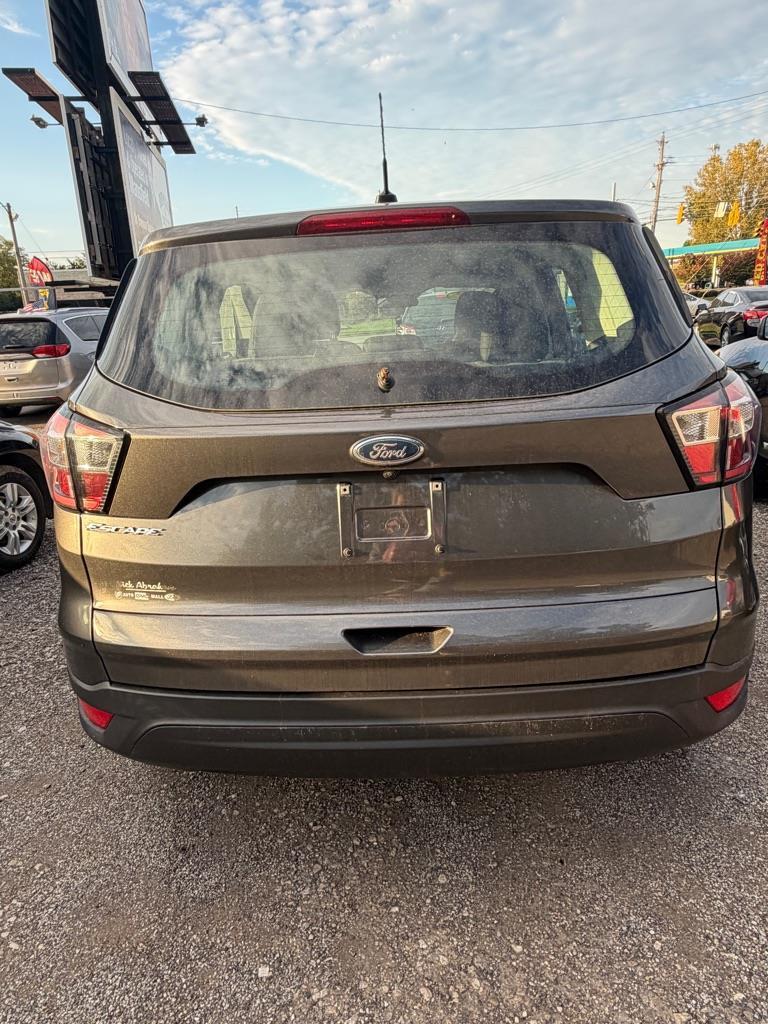 Ford Escape S FWD 2018