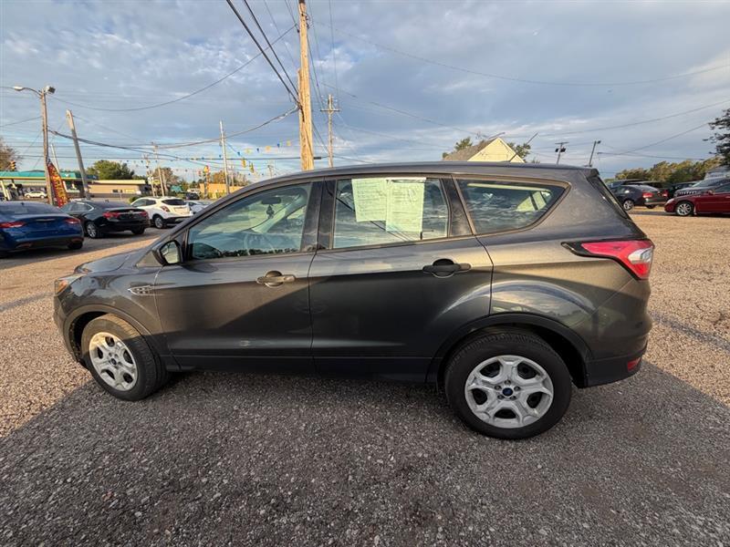 Ford Escape S FWD 2018