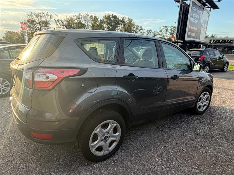 Ford Escape S FWD 2018