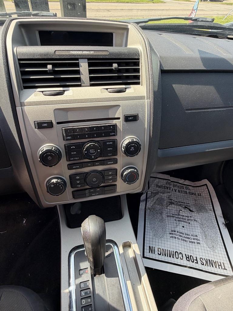 Ford Escape XLT FWD 2012