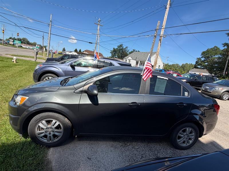 Chevrolet Sonic LT Auto Sedan 2016