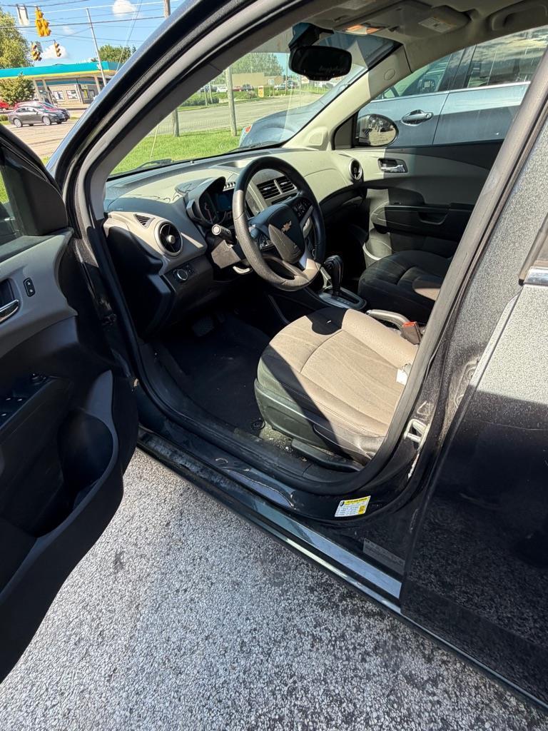 Chevrolet Sonic LT Auto Sedan 2016