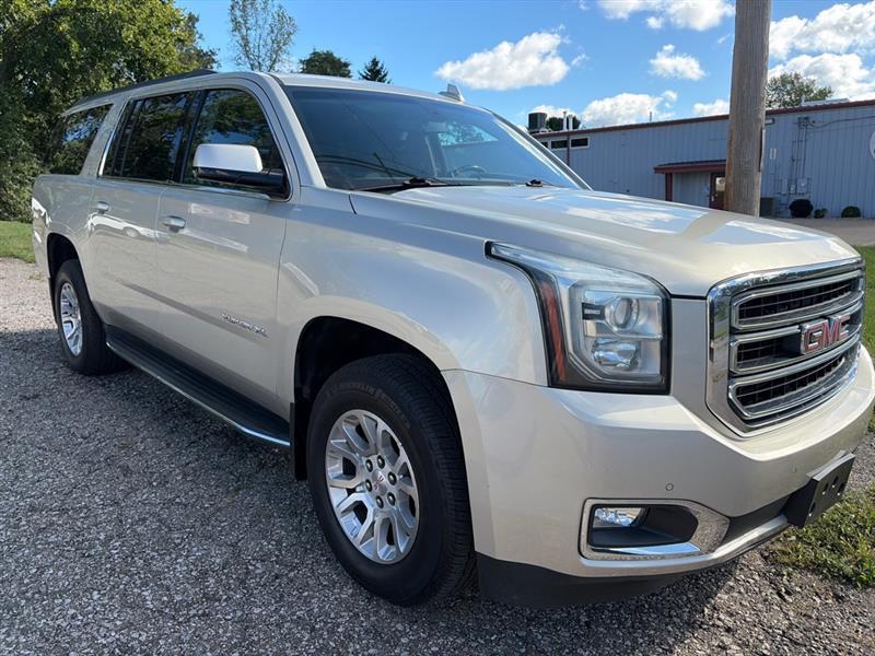 GMC Yukon XL SLE 4WD 2017