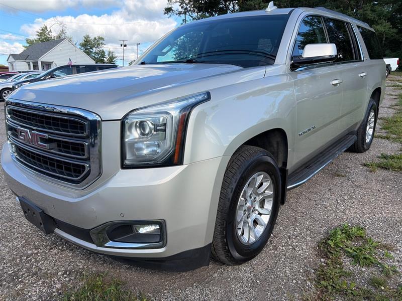 GMC Yukon XL SLE 4WD 2017