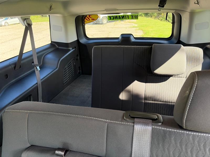 GMC Yukon XL SLE 4WD 2017