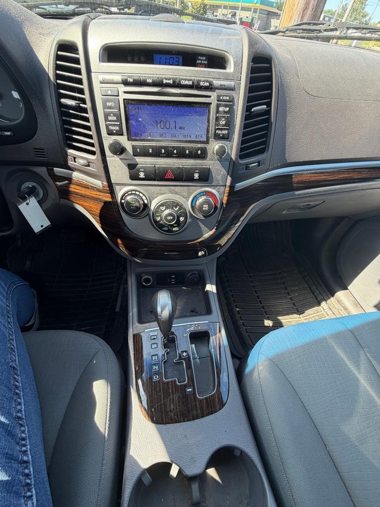Hyundai Santa Fe GL 2.4 FWD 2011