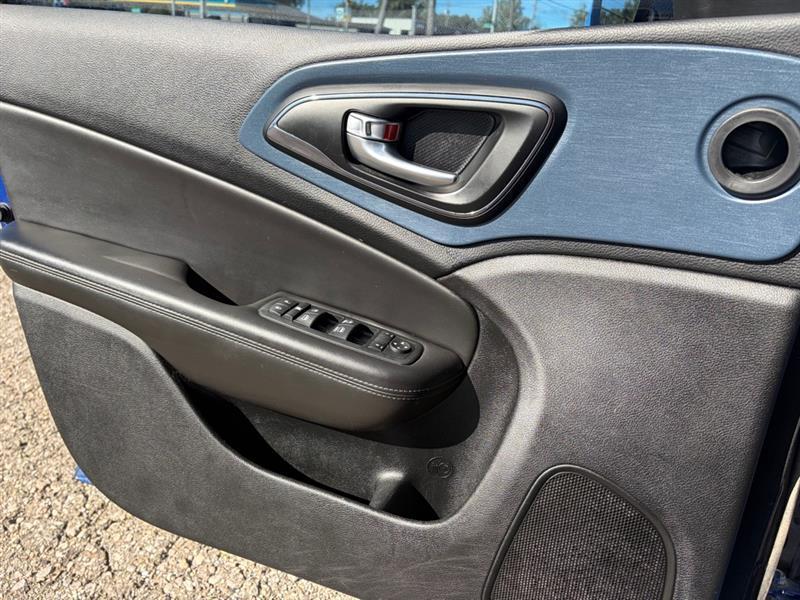 Chrysler 200 S AWD 2015