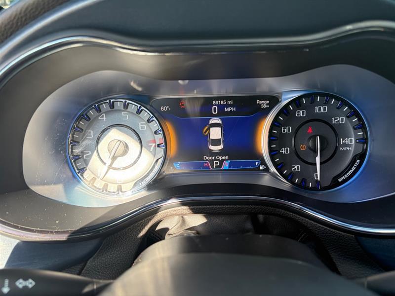 Chrysler 200 S AWD 2015