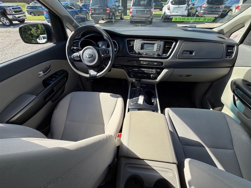 Kia Sedona LX 2016