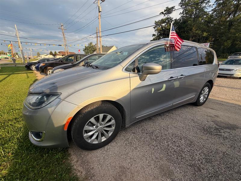 Chrysler Pacifica Touring-L 2019