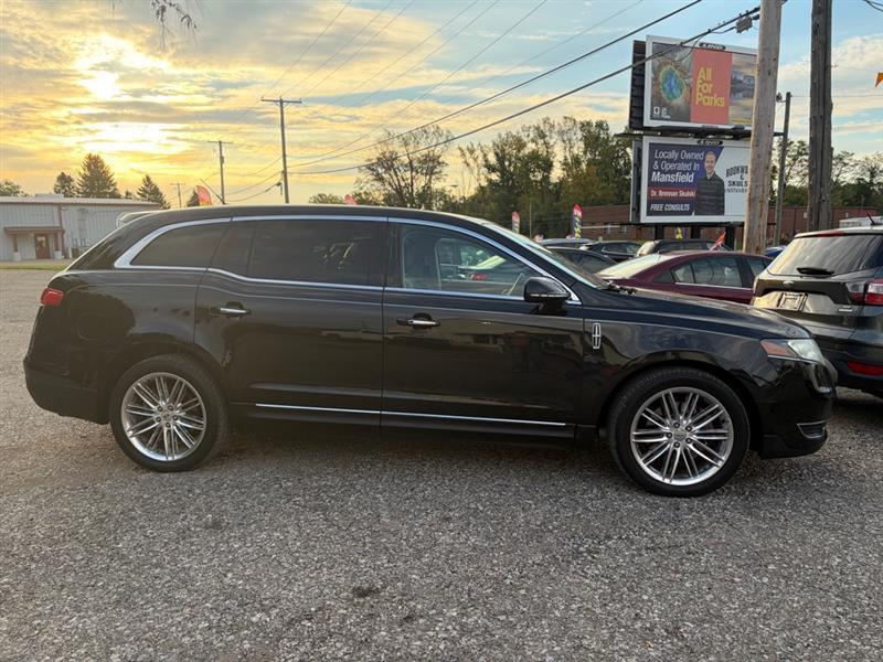 Lincoln MKT 3.5L with EcoBoost AWD 2014