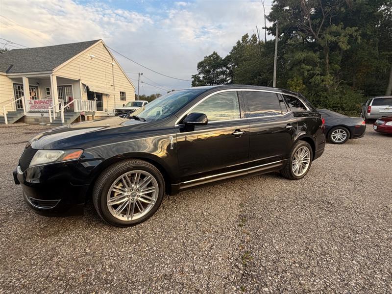 Lincoln MKT 3.5L with EcoBoost AWD 2014