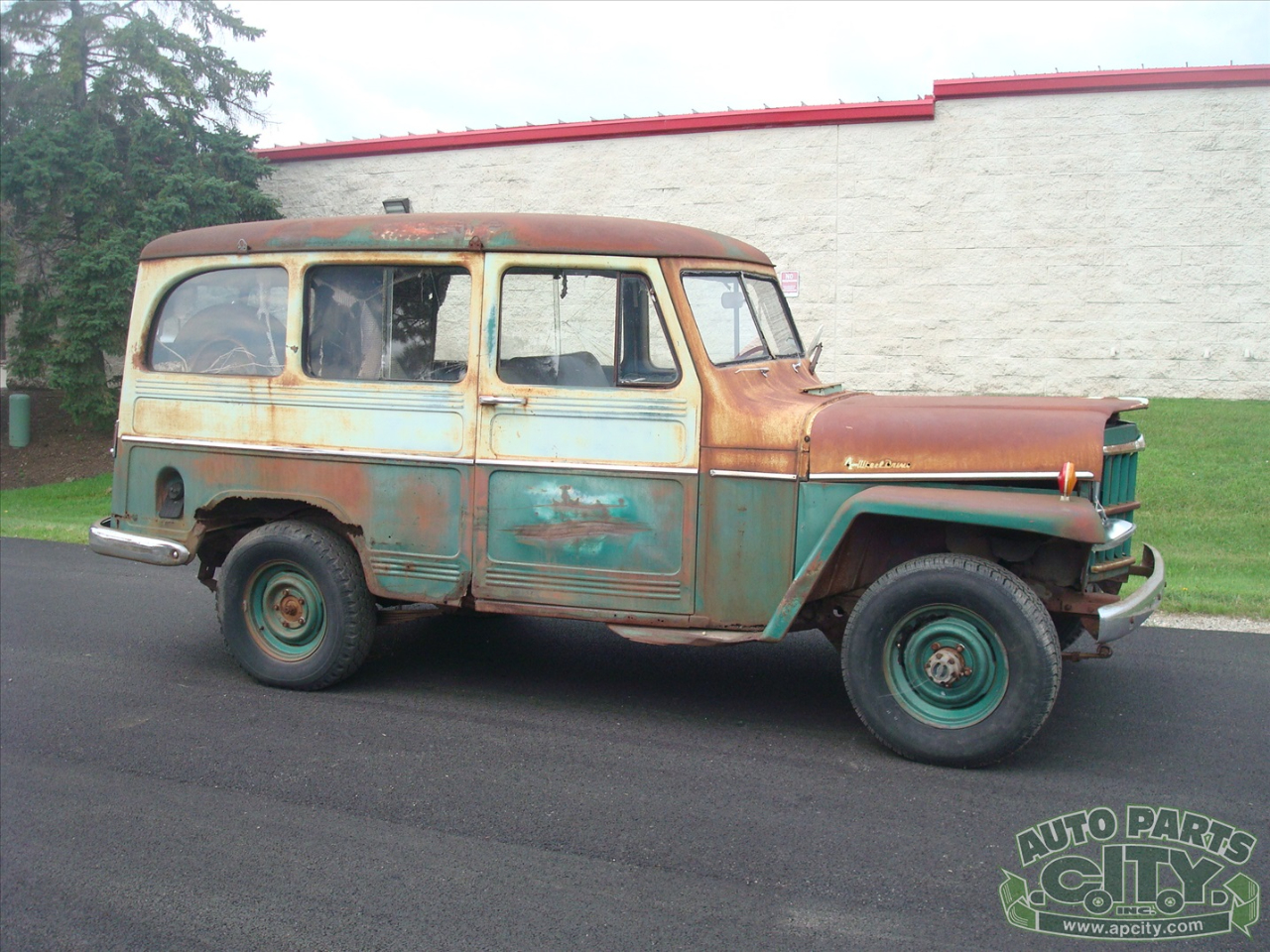 Willys Jeep Wagon  1957 Willys Jeep Wagon  1957