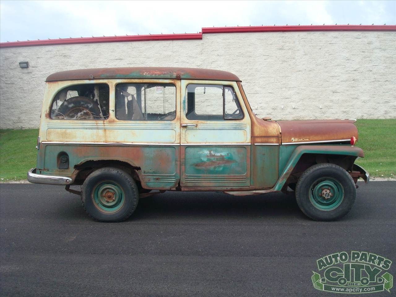 Willys Jeep Wagon  1957 Willys Jeep Wagon  1957
