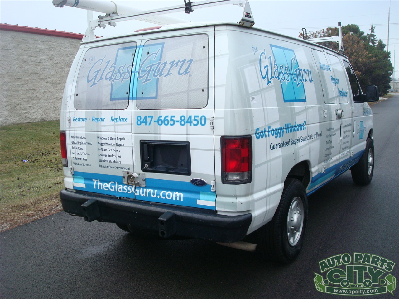 Ford Econoline E-250 2012