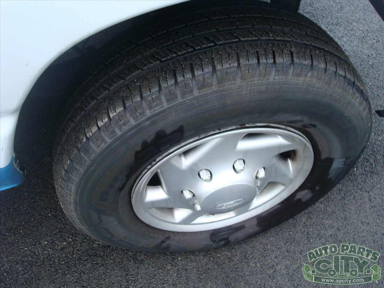 Ford Econoline E-250 2012