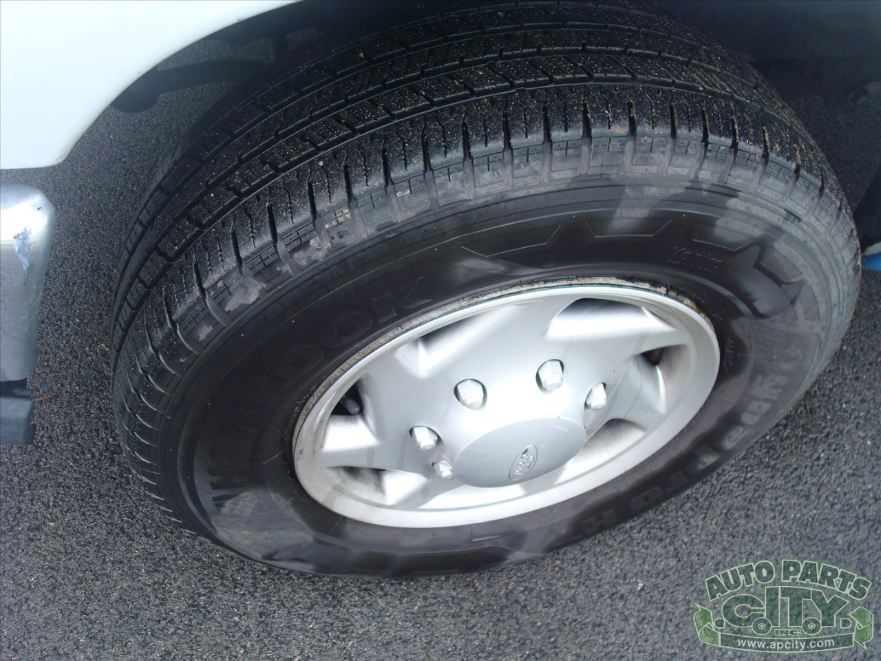 Ford Econoline E-250 2012