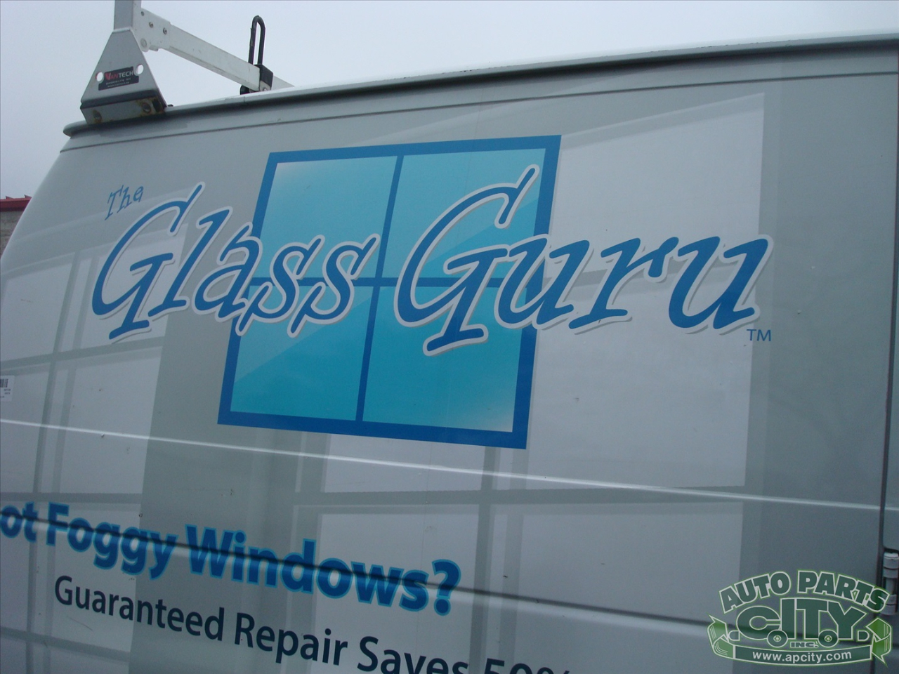 Ford Econoline E-250 2012