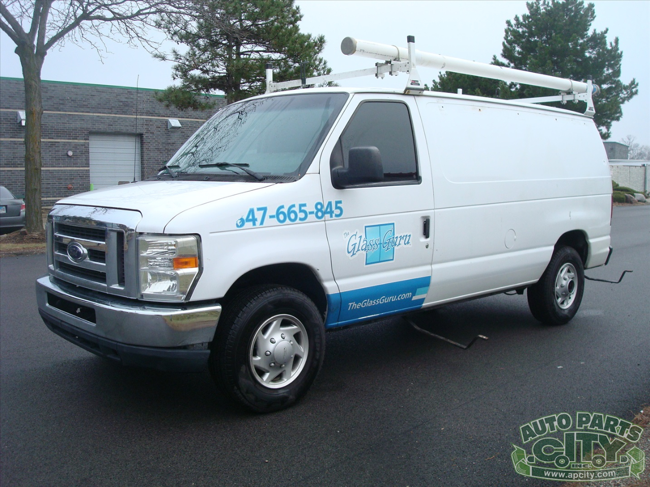 Ford Econoline E-250 2012