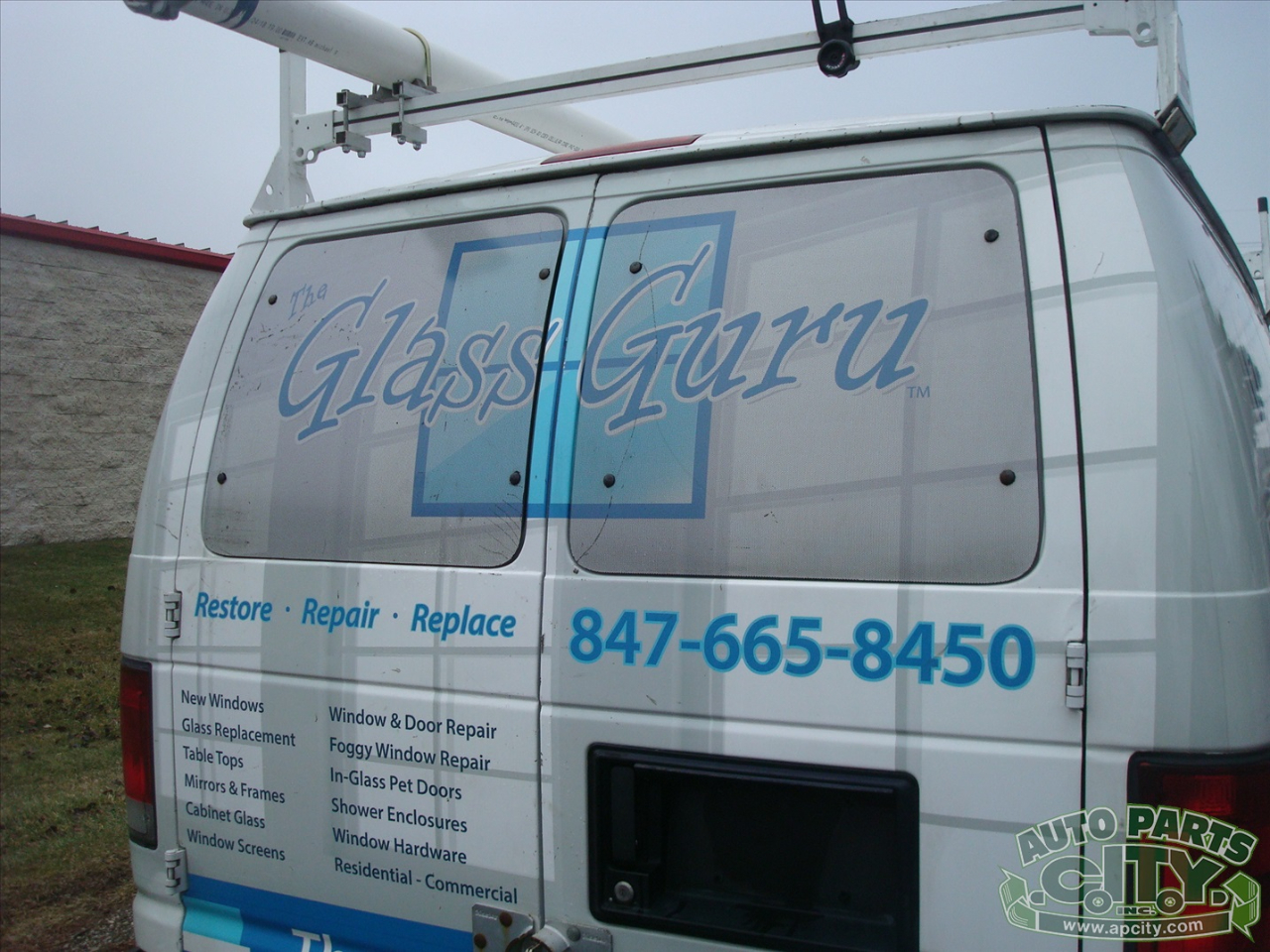 Ford Econoline E-250 2012