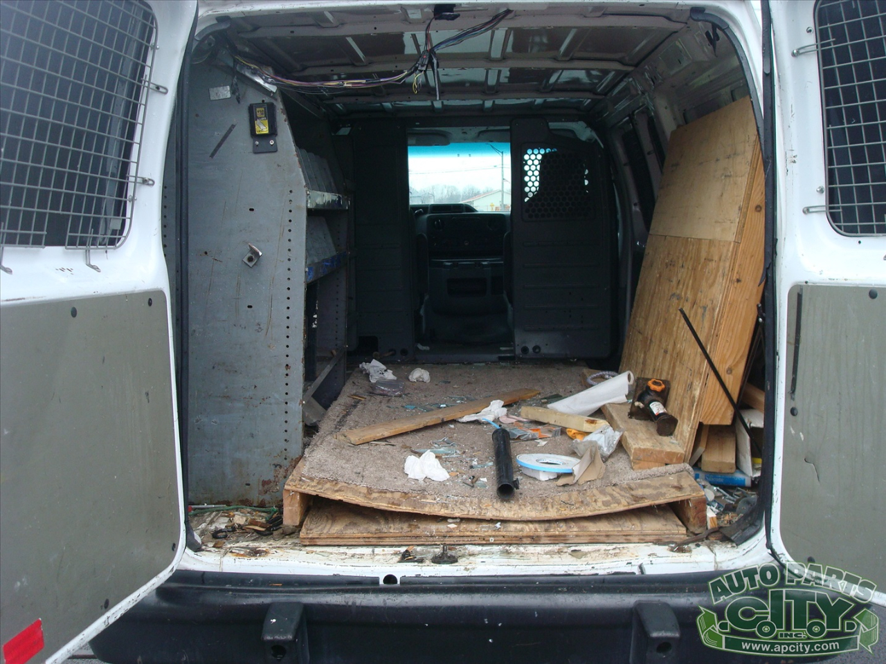 Ford Econoline E-250 2012