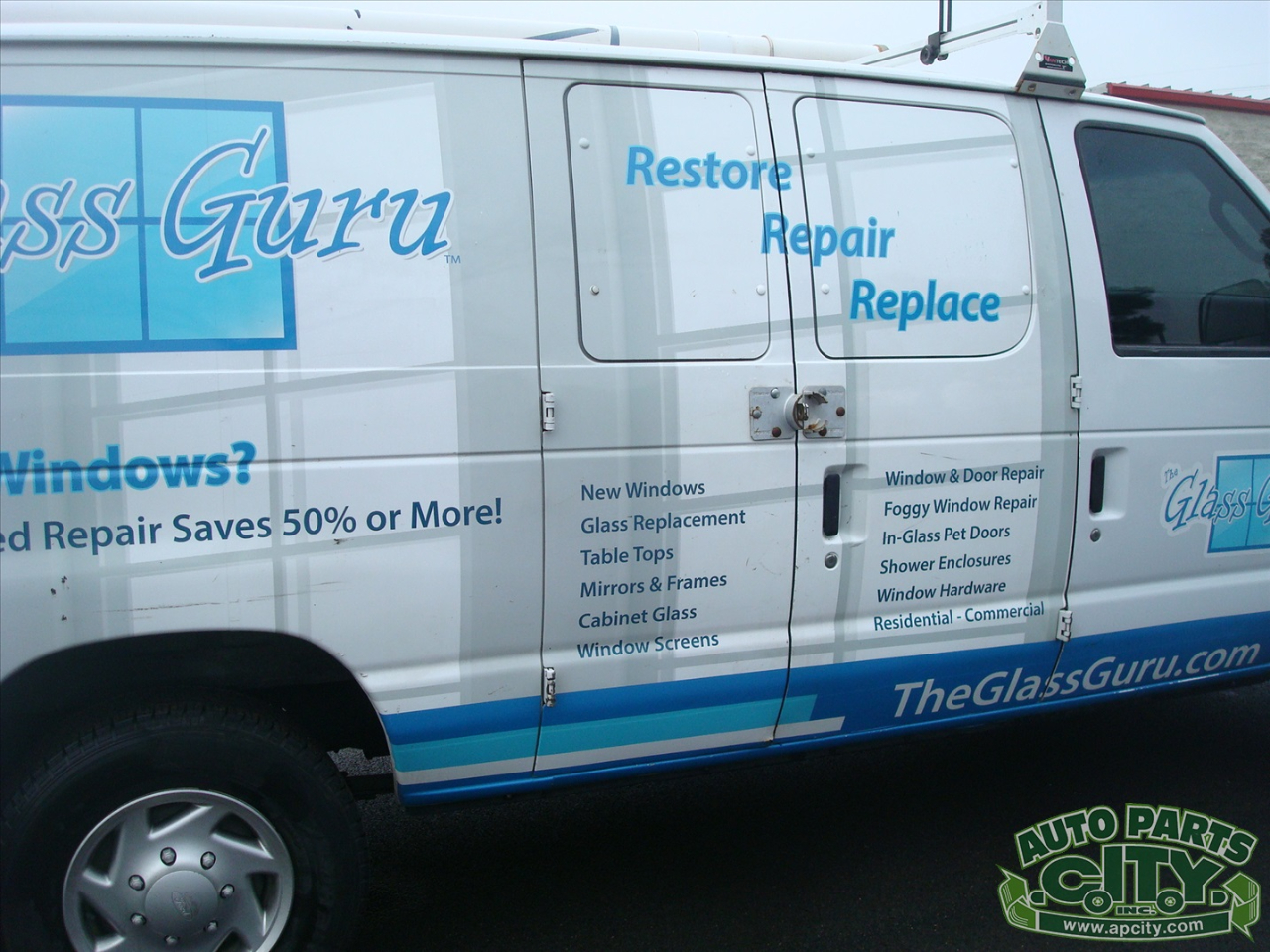 Ford Econoline E-250 2012