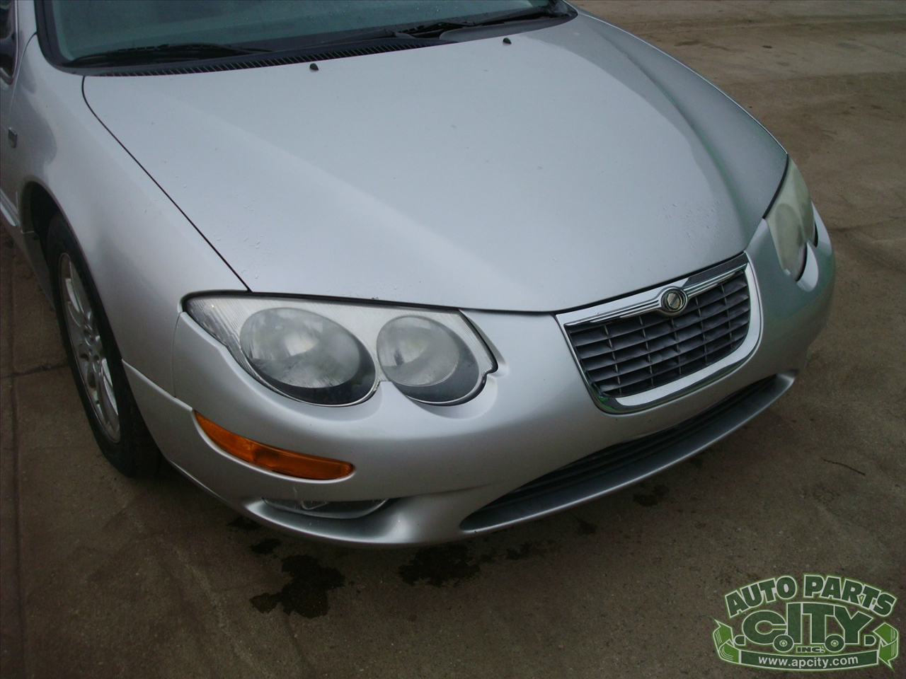 Chrysler 300M Base 2002