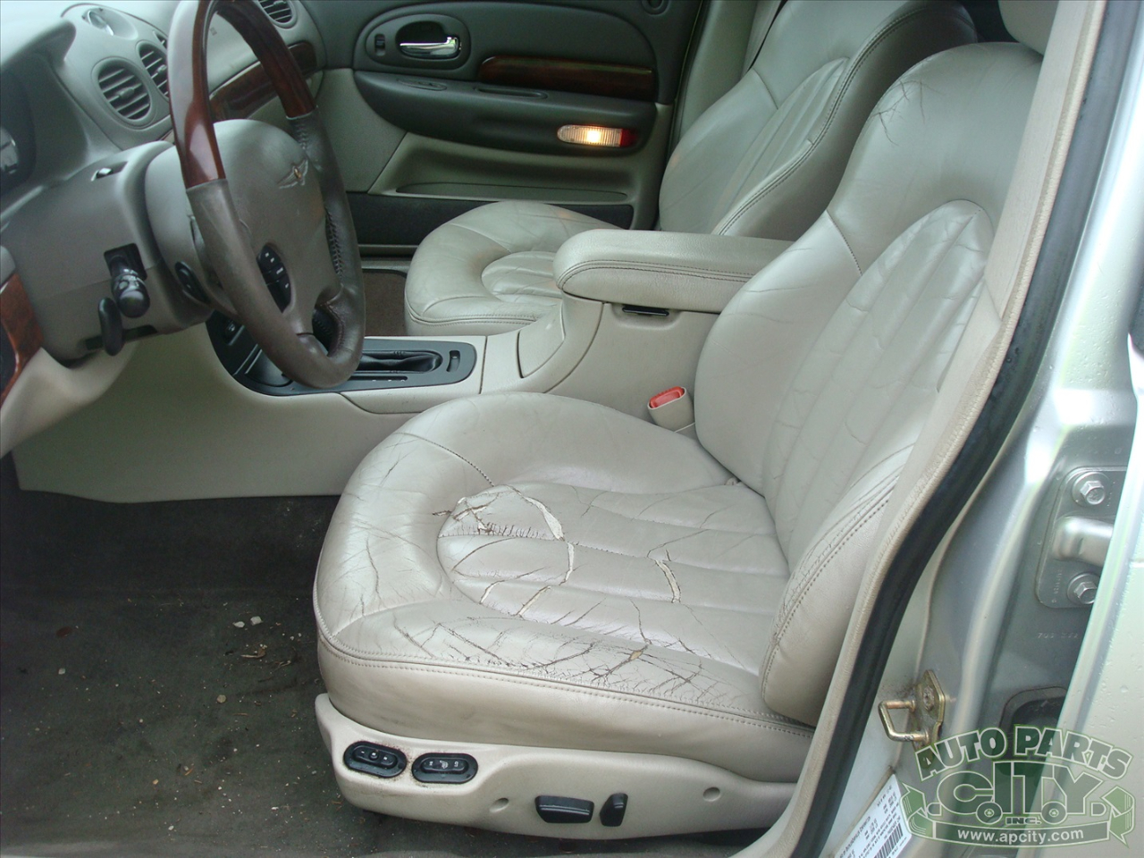 Chrysler 300M Base 2002