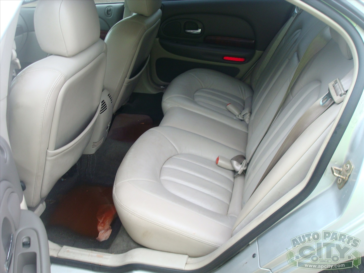 Chrysler 300M Base 2002