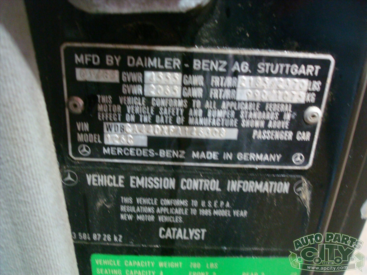 Mercedes-Benz 500 SEC 1985