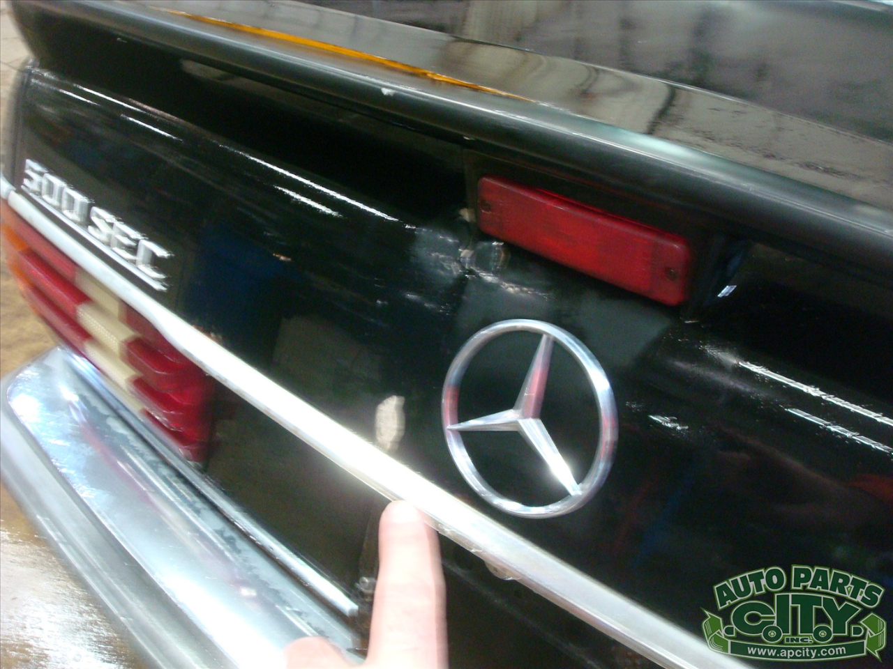 Mercedes-Benz 500 SEC 1985